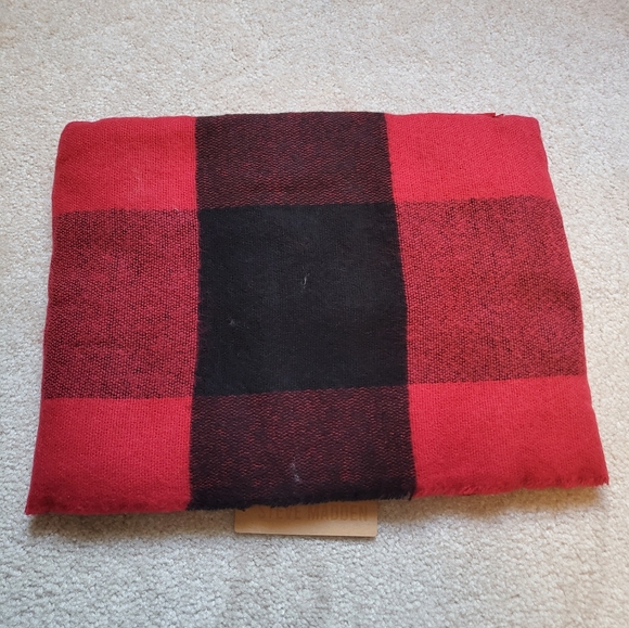 Steve Madden: Red and Black Checkered Scarf - Picture 2 of 4